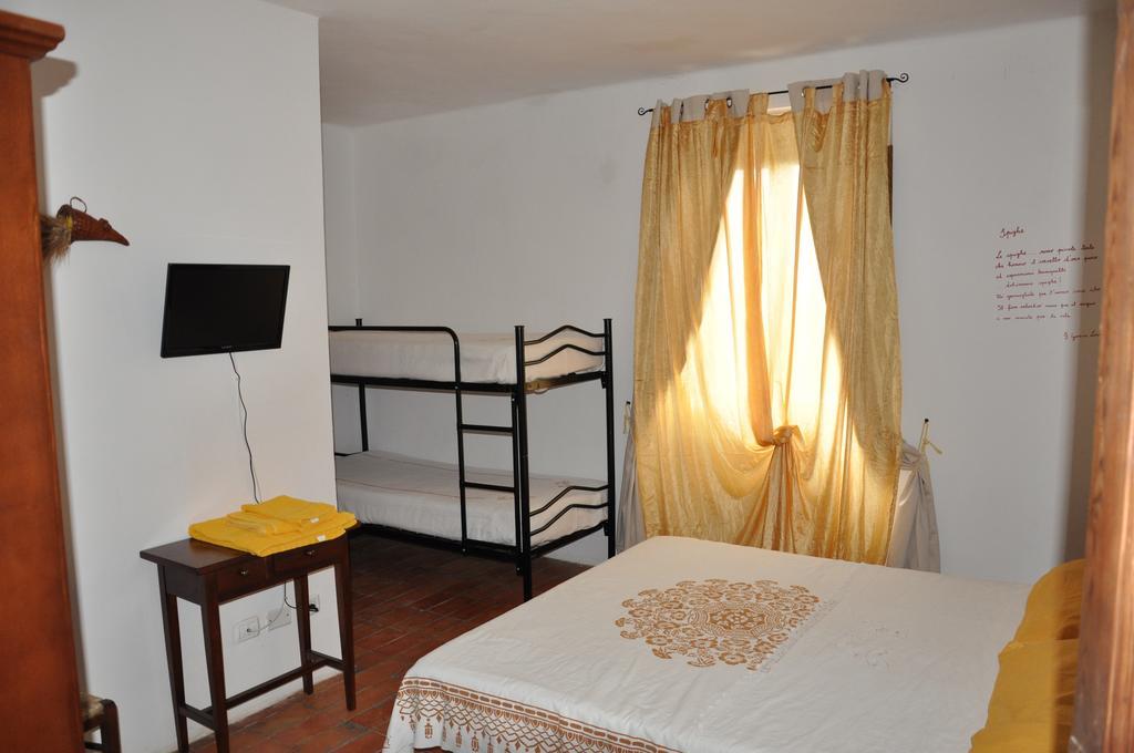 Agriturismo Dai Du Bourdei Frontino Værelse billede